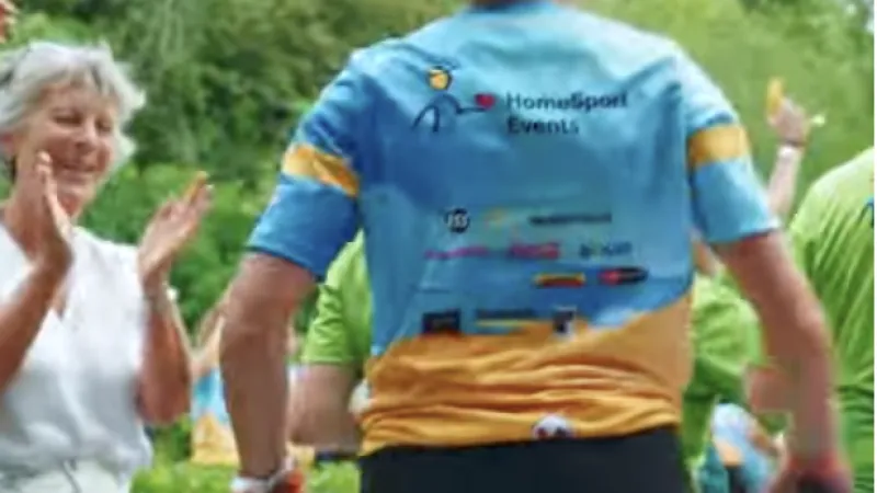 Word shirtsponsor met jouw bedrijfslogo💛 Klein €750,- | Middelgroot €1000,- | Groot €1250,- 