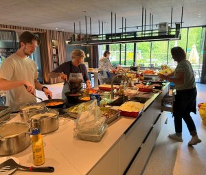 Koken in het Ronald McDonalds Emma Huis Amsterdam 